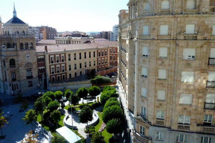 Espacios Blanco Santiago - Con Parking. Apartamento Valladolid