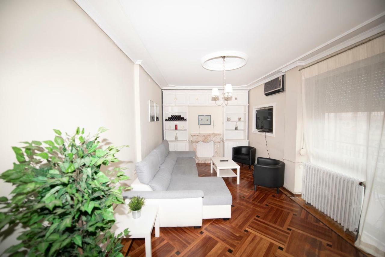 Apartamento Espacios Blanco Santiago - Con Parking.